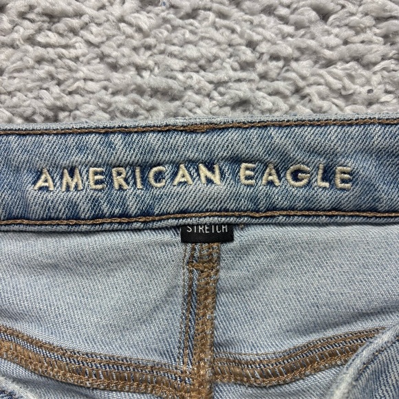 American Eagle Jeans Womens 12 Long Mom Jean Light Wash High Rise Stretch Casual - Picture 2 of 8